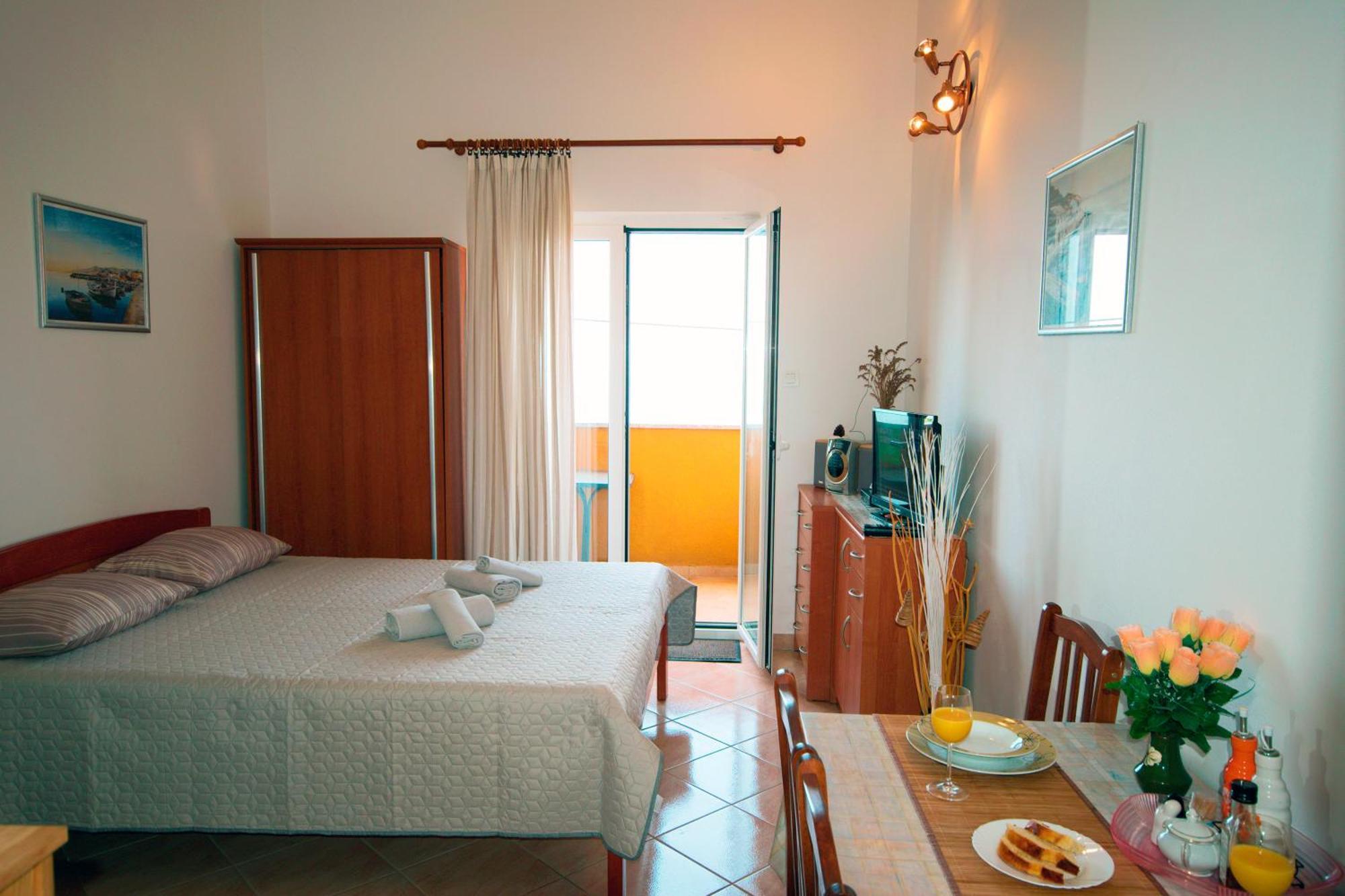 Studio Apartman Стара Башка Екстер'єр фото